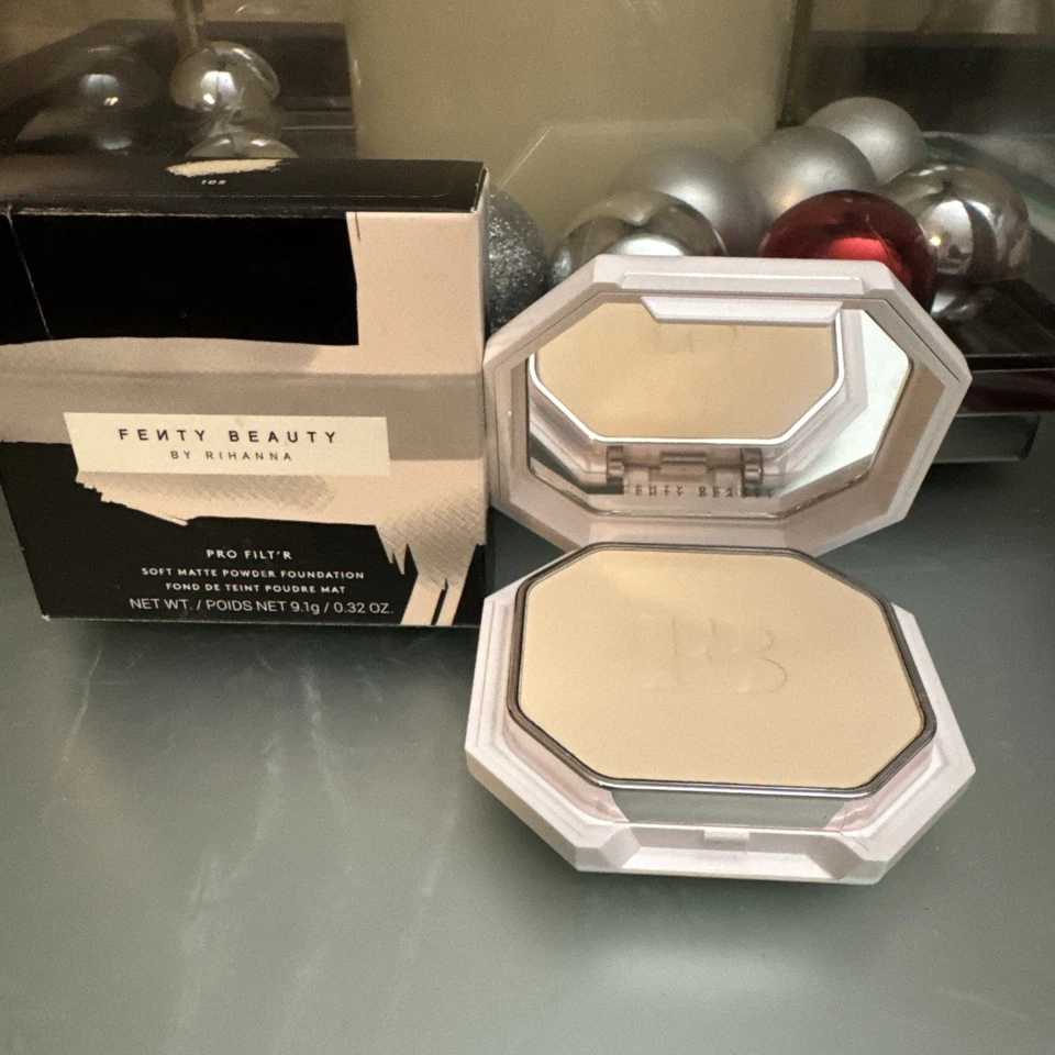 Base en polvo Fenty Beauty de Rihanna Soft Mat. Bandeja de entrada nueva. Tono 105 Foto 1 de 1