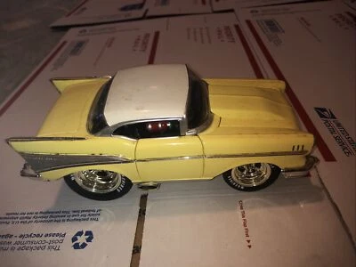 Muscle Machines 57 Chevy Bel Air 1:24 Scale Canary Yellow Loose - Image 1 of 4