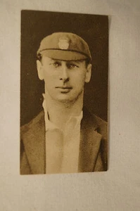 1923 - Scarce - Vintage - R & J Hill Cricket Card - C.P.Mead - Hampshire. - Picture 1 of 4