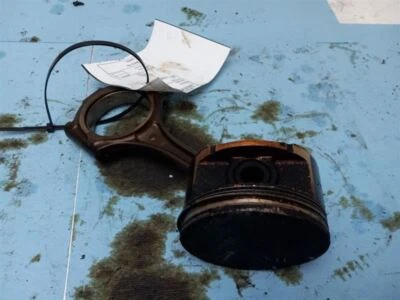 2010 CHRYSLER TOWN COUNTRY 3,8 Л ПОРШЕНЬ - Изображение 1 из 4