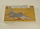 F-16 Lightweight Fighter Model Kit 1981 Snap Fit Sealed #950 Lindberg 1:100