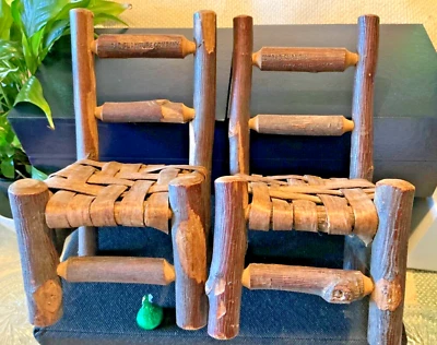 Muestra de vendedor 2 sillas ramitas madera firmadas 1942 muebles konrad feria del condado Foto 1 de 4