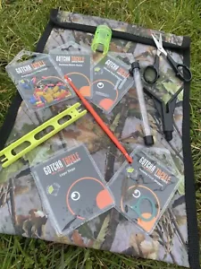 Juego completo de aparejos de pesca a juego en bolsa de almacenamiento de camuflaje - alimentadores libros tijeras - Imagen 1 de 6