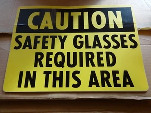 18 SCHILDER "VORSICHT SCHUTZBRILLE IN DIESEM BEREICH ERFORDERLICH" SELBSTKLEBEND HINTERLEGT -2 GRÖßEN - Bild 1 von 4