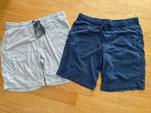 MEN'S GAP 2 PC KNIT SHORTS NAVY AND LIGHT GRAY SIZE M - Picture 1 of 7