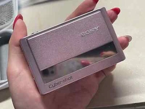 Sony Cyber-Shot DSC-T20 8.1MP Digital Camera 3x Optical Zoom - Pink - Picture 1 of 7