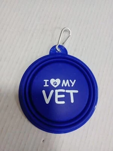 Portable Pet Dog Bowl Foldable Collapsable Food Water Travel Bowl, I Love My Vet - Picture 1 of 8