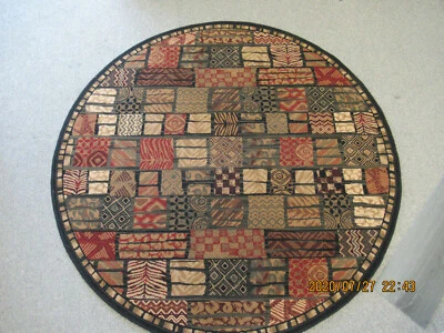 Couristan Everest Cairo 715-4991 5'3" Round - Image 1 of 4