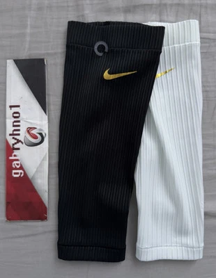 Nike 2023 Pro Elite Running Calf Sleeves DR4867-077 Made In USA Adult Size Small - Image 1 of 4