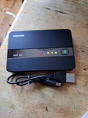 Verizon SCH–LC11 Samsung 4G LTE Mobile Hotspot Black - Image 1 of 3
