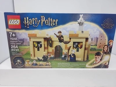 LEGO Harry Potter: Hogwarts: First Flying Lesson (76395) - D5 - Image 1 of 3