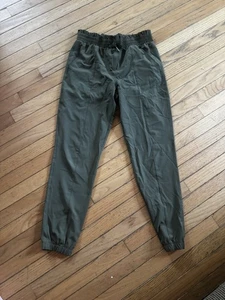 Vanilla Star Girls Green Joggers Size XL - Picture 1 of 1