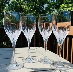 4 Mikasa Flame D'Amore 9" Water Wine Stems - Picture 1 of 9