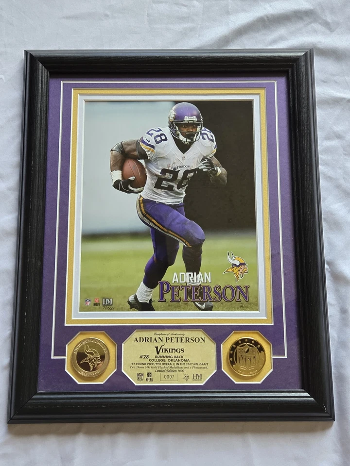 罕见 Highland Mint Adrian Peterson 带框限量版 照片和镀金硬币  — 第 1/4 张图片