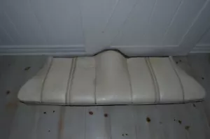 Mercury Cougar XR7 1971 1972 1973 OEM cupé blanco asiento trasero inferior - Imagen 1 de 13
