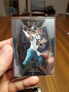 Select Trevor Lawrence Base RC 2021 #143 Premier Level Jacksonville Jaguars  - Imagen 1 de 5
