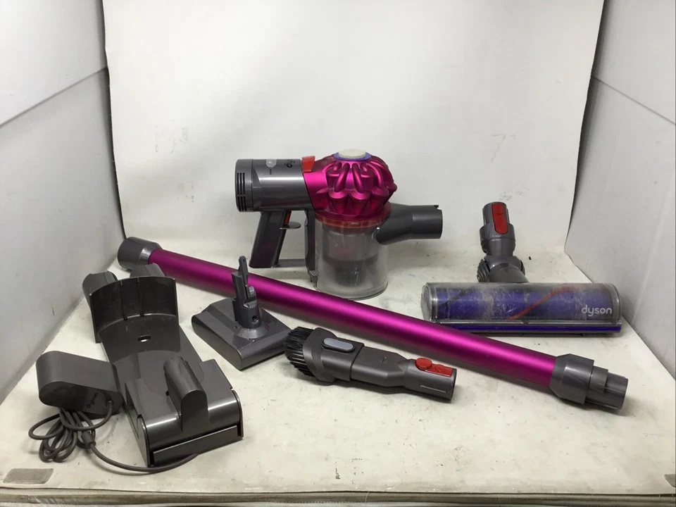 Dyson V7 SV11 Stick Vacuum Cleaner Fuscia w/Battery/Charger/Brush Tested Read - Image 1 of 4