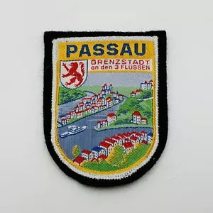 Passau Grenzstadt An Den 3 Flüssen Crest Sew On Patch - Birds Eye View Red Lion - Picture 1 of 5