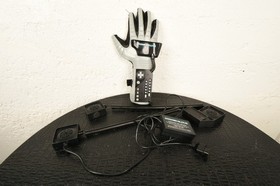 Nintendo NES Power Glove with Sensor Bars OEM Authentic