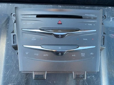 Lincoln MKT 2013-2019 radio OEM panel de control de clima doble DE9T-18A802-A Foto 1 de 4