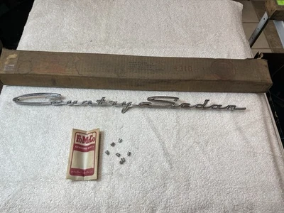 Ford Galaxie Country 1963 sedán vagón nuevo en stock puerta trasera cromada escritura/emblema Foto 1 de 4