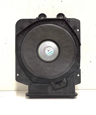 Originale BMW X1 U11 2er U06 Scatola Altoparlante Woofer Base Destra 65139858624 - Immagine 1 di 3