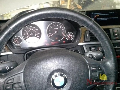 BMW 320i 2014 velocímetro cuadro de instrumentos indicadores Foto 1 de 4