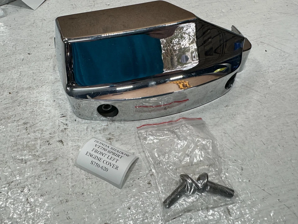 01-07 Honda Shadow Spirit VT750DC Cubierta Trasera Derecha Motor Foto 1 de 2