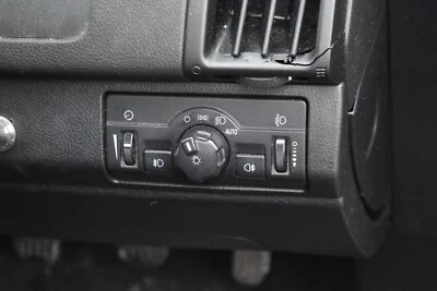 2009 FREELANDER 2  HEAD LIGHT FOG LIGHT SWITCHES WITH AUTO FUCTION - Image 1 of 3