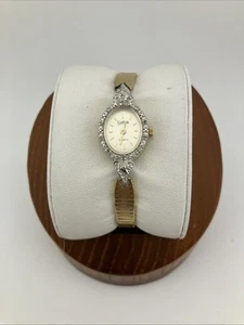 "Reloj de colección Sutton para damas 16 mm tono dorado bisel de diamantes delicado brazalete de 6"" - FUNCIONA" - Imagen 1 de 19