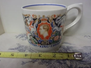 Vtg.  King Edward VIII 1937 Coronation Laura Knight Souvenir Cup / Mug - Picture 1 of 10