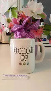 Tazza caffè Rae Dunn "UOVA DI CIOCCOLATO" ~ uova di Pasqua acquerello e interno blu LL - Foto 1 di 3
