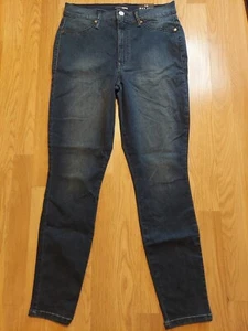 Jeans donna Fashion Nova taglia:13 vita media tappered legjegging elasticizzato (nuovo con etichette) - Foto 1 di 14