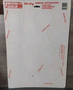 Vintage Presto Christmas Window Cling Snowflakes White - Picture 1 of 3