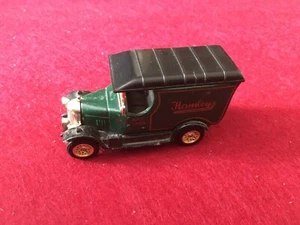 Oxford Diecast no POLITOYS o Mebetoys . Furgone Hamleys EST 1760 - Foto 1 di 7