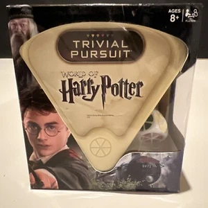 Harry Potter USAopoly Trivial Pursuit  - TP010400 World Of Harry Potter New - Picture 1 of 9