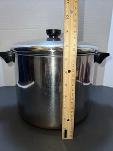 Olla de 8 cuartos con tapa Revere Ware **Algún desgaste, rasguños, manchas de agua. Clinton IL - Imagen 1 de 19