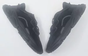 Adidas Ozweego Scarpe Uomo Core Nero Taglia 9.5 (EE6999) - Foto 1 di 9