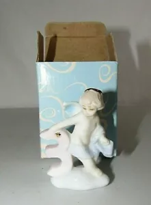 RUSS BERRIE PORCELLANA ETÀ 3 COMPLEANNO COLLEZIONE MARBELLA ANGELO STATUINA REGALO - Foto 1 di 4
