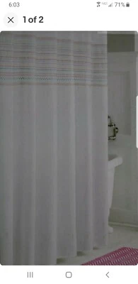 Cortina de Ducha Sonoma Carnivale Blanca con Multi Puntadas Arco Iris 70X72 Nueva en Paquete Foto 1 de 3