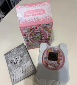 Tamagotchi Meets "Sanrio Figuren" Version (rosa) - Bild 1 von 8