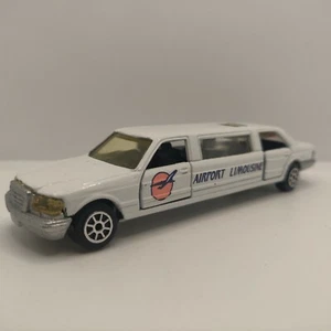 Vintage 1990 Mercedes 560 SEL white airport limousine with retractable sunroof - Picture 1 of 8
