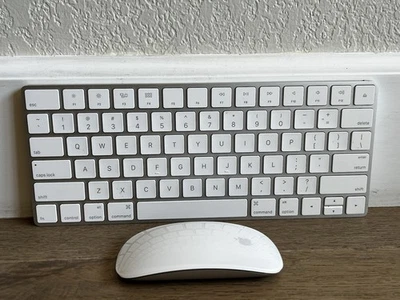 Apple A1644/A1657 Magic Keyboard 2 & Magic Mouse 2 Wireless Bluetooth Mac Combo - Image 1 of 4