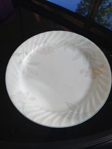 Juego de 4 platos de cena Corelle Corning rosa trío floral con borde giratorio de 10 1/4" - Imagen 1 de 7