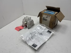 Sandpiper 2ERY7 WR10PP6XPP9 3/8” Double Diaphragm Pump - Picture 1 of 10