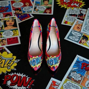 BAM! POW! INC Comic Book Superhelden Strass Stiletto Pumps Größe 5M Gencon - Bild 1 von 14