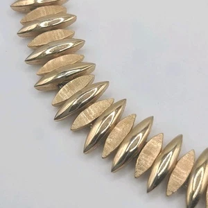 Vintage Trifari Bracelet Gold Tone Signed Brushed Matte 6" - Picture 1 of 15