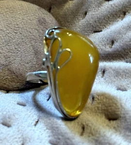 Large Sterling Silver 925 Baltic Amber Ring. Used Maybe Once Or Twice. Unwanted. - Picture 1 of 4