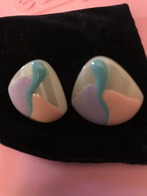 Blue, Lilac, Peach, And Pearly Post Earrings - Изображение 1 из 2