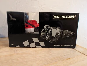 MINICHAMPS Yamaha YZR 500 Max Biaggi 2000 - Picture 1 of 1